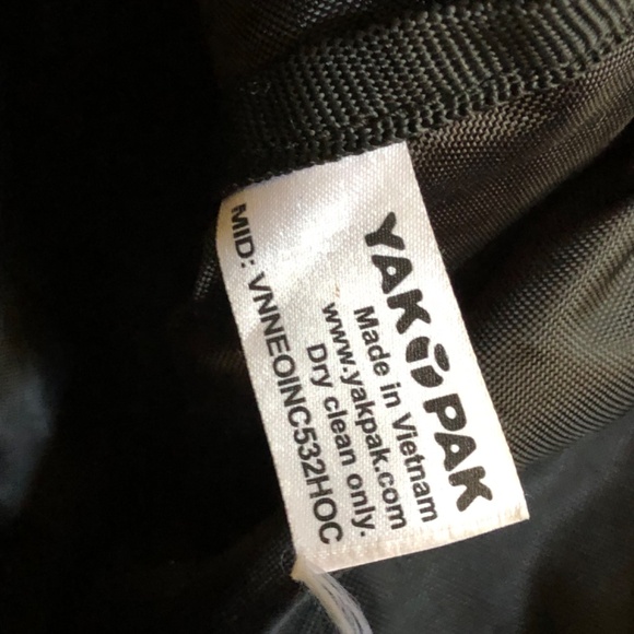 Yak Pak Rainbow Tiger Print Shoulder Bag Zipper Closure - Picture 6 of 6